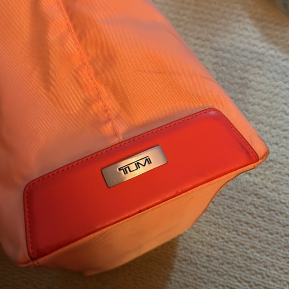 Tumi Tote - Picture 5 of 5